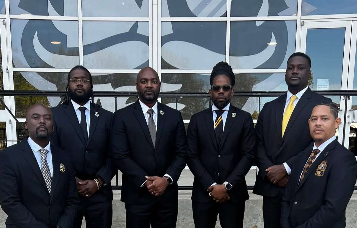 Brothers of the Tau Iota Lambda Chapter